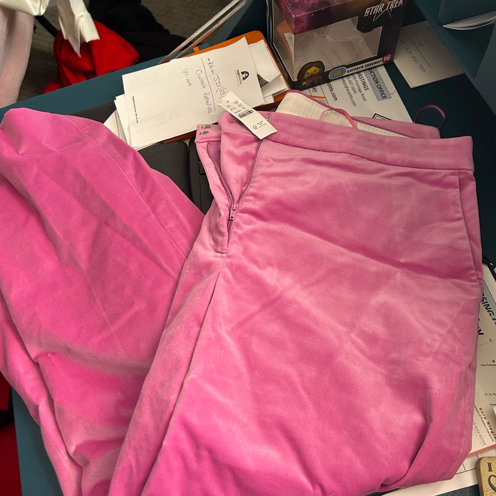 Pink velvet Kate pant - Picture 2 of 2